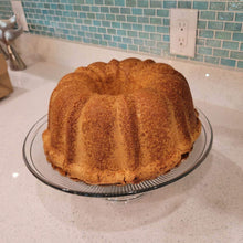 Load image into Gallery viewer, Cream Cheese Pound Cake
